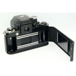 Cámara SLR Nikon F2 con Vivitar 28mm f2.8- Artículo segunda mano