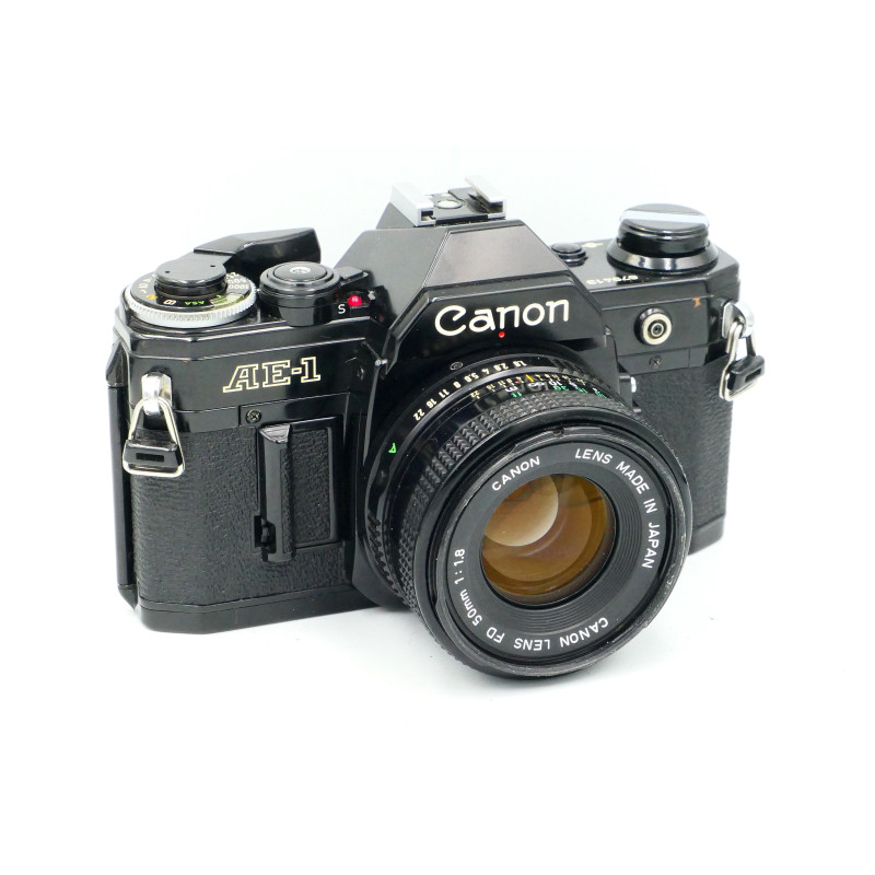 Cámara SLR Canon AE-1 con 50mm FD 1.8 - Artículo segunda mano