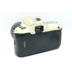 Cámara analógica Nikon F50 con 35-80mm f4-5.6D - Artículo segunda mano