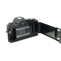 Cámara SLR  Mamiya ZE-2 Quartz con Mamiya Sekor E 50mm f1.7 - Artículo segunda mano