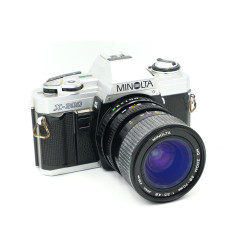 Cámara SLR Minolta X-300...
