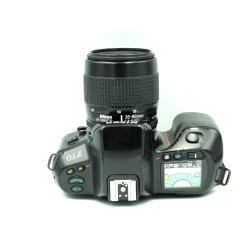 Cámara SLR Nikon F70 con Nikkor 35-80mm f4-5.6 - Artículo segunda mano