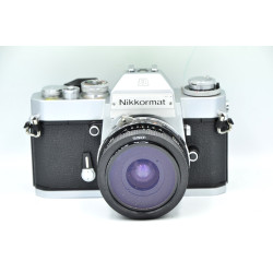 Cámara SLR Nikkormat EL con Tamron 28mm 2.5 - Artículo segunda mano