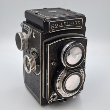 Cámara TLR Rolleicord con objetivo Xenar 75mm f/3.5