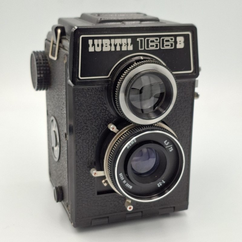 Cámara TLR Lubitel 166B