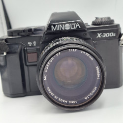 Cámara SLR Minolta X-300s con objetivo Minolta 50mm - Artículo segunda mano