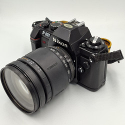 Cámara SLR Nikon F-301 con objetivo Tamron 28-200mm - Artículo segunda mano