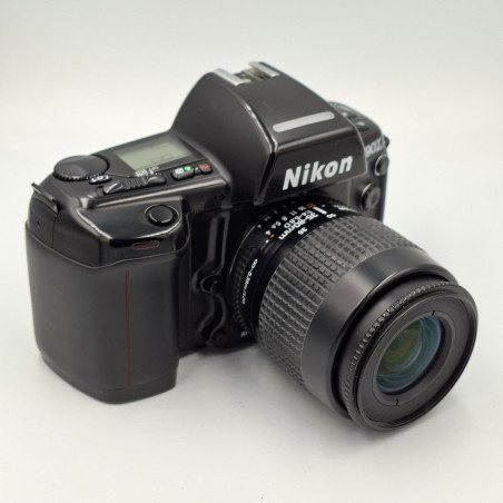 Cámara SLR Nikon F90X con objetivo Nikkor 35-80mm D - Artículo segunda mano