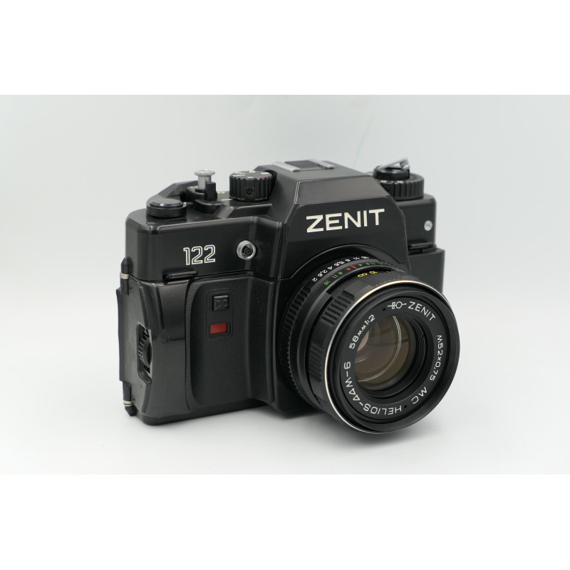 Cámara SLR Zenit 122 con Helios 44-M 58mm f2