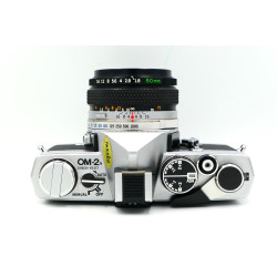 Cámara SLR Olympus OM-2 N + Zuiko Auto-S 50mm 1.8