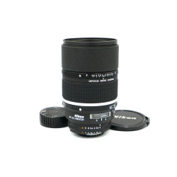 Objetivo Nikkor AF DC 135mm...