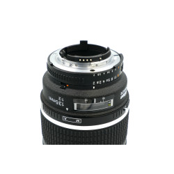 Objetivo Nikkor AF DC 135mm f2 - Artículo segunda mano