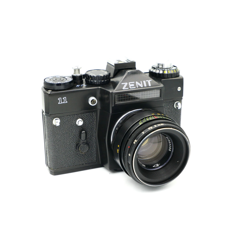 Cámara SLR Zenit 11 con Helios 44-M 58mm f2